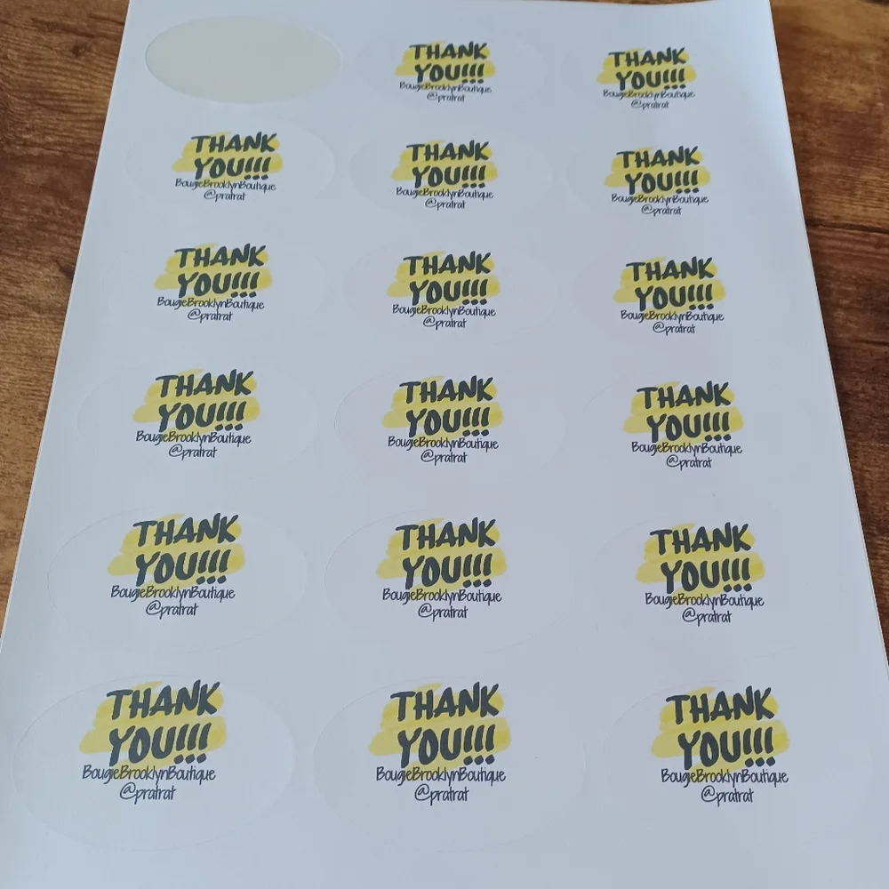 18 personalized oval labels 🏷